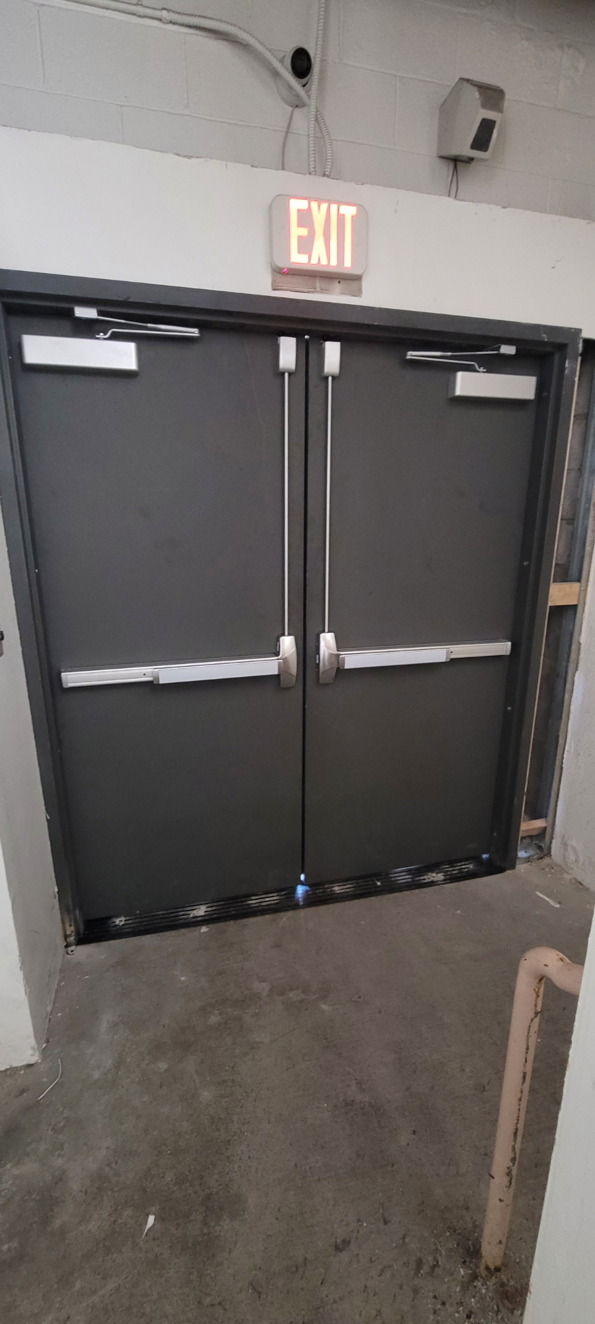 Commercial door installation Los Angeles - Professional hollow metal, wood, and aluminum door project 1 by Diamond Doors